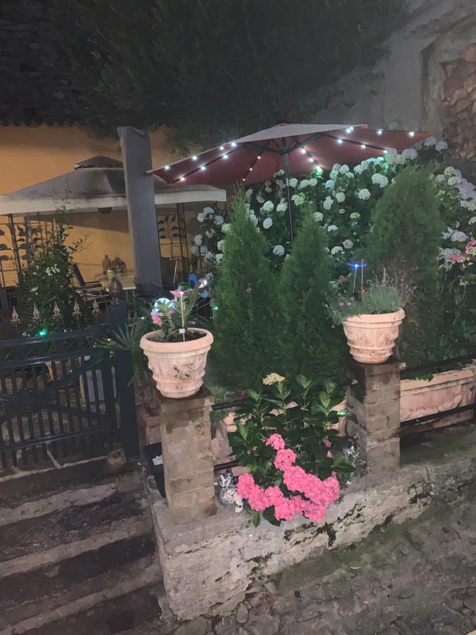 Ferienhaus, Rustico Auf Burg Λοκάρνο Εξωτερικό φωτογραφία